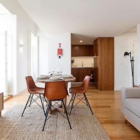 Stunning Duplex Near River By Lovelystay Porto Exterior photo