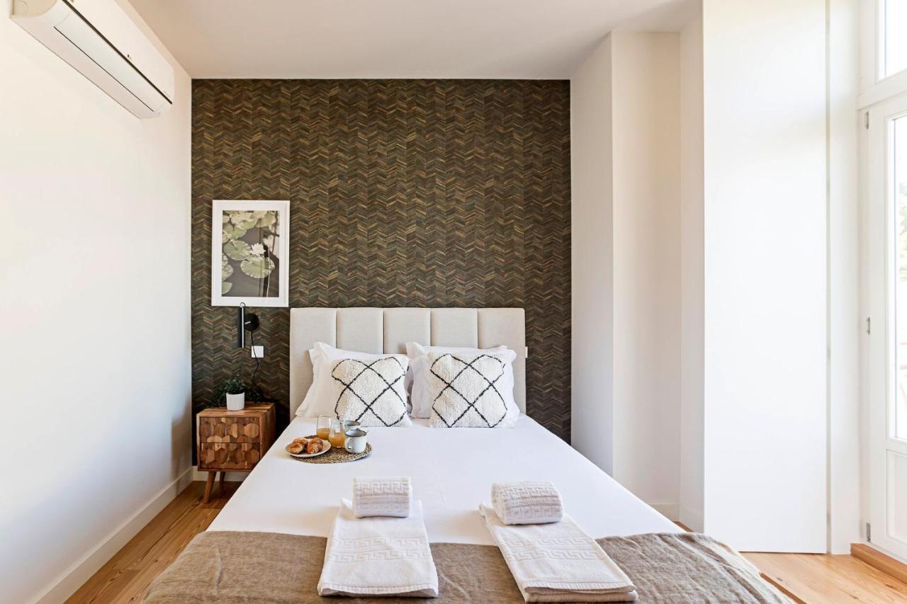 Stunning Duplex Near River By Lovelystay Porto Exterior photo